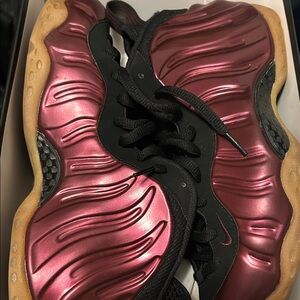 Nike Foamposite Pro in Metallic Pink and Black